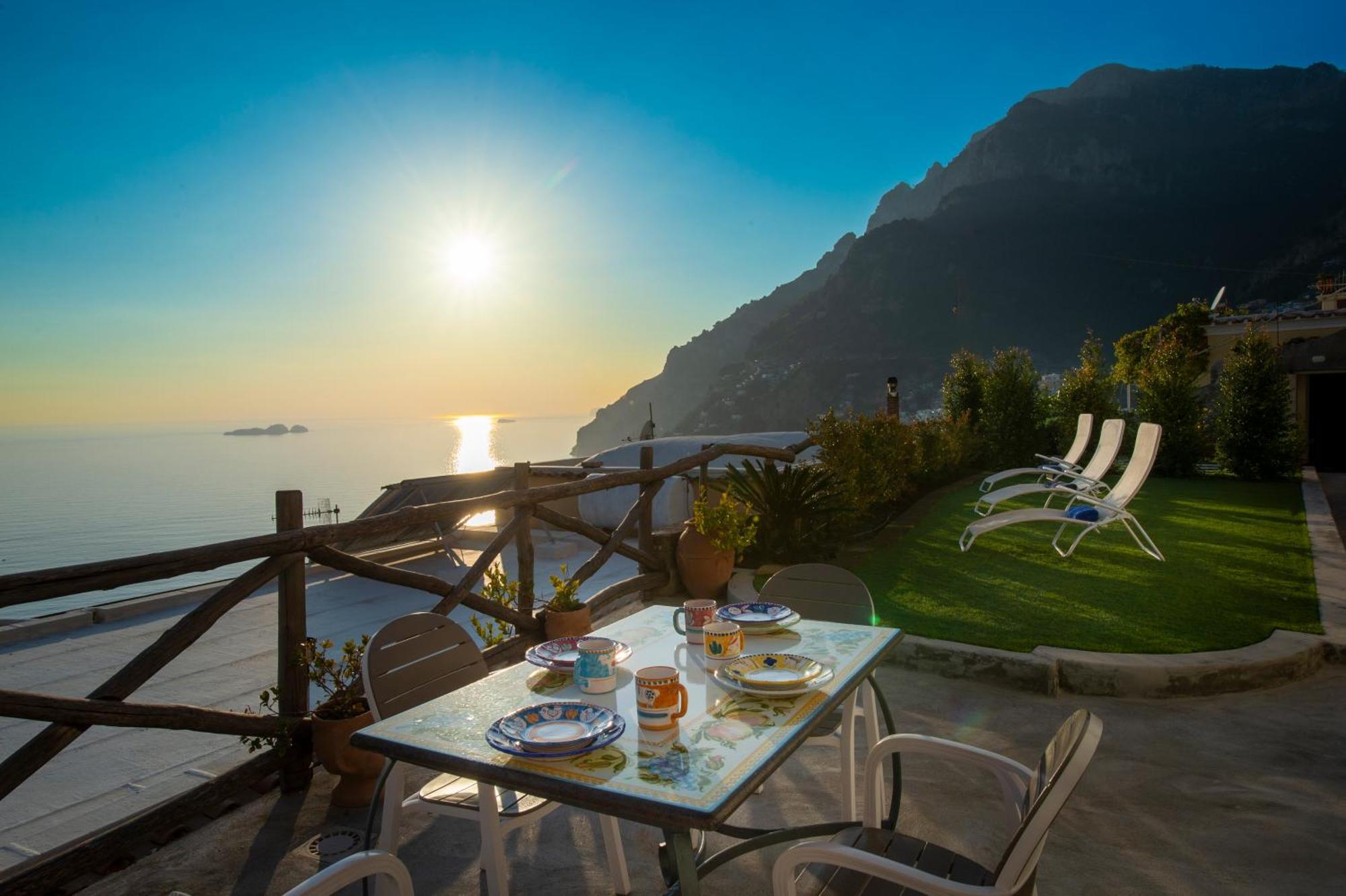 Aria Di Mare,near Elevator, Few Steps, Parking, Garden Apartamento *